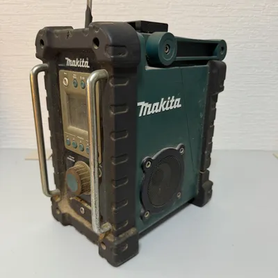 マキタ　現場ラジオ
